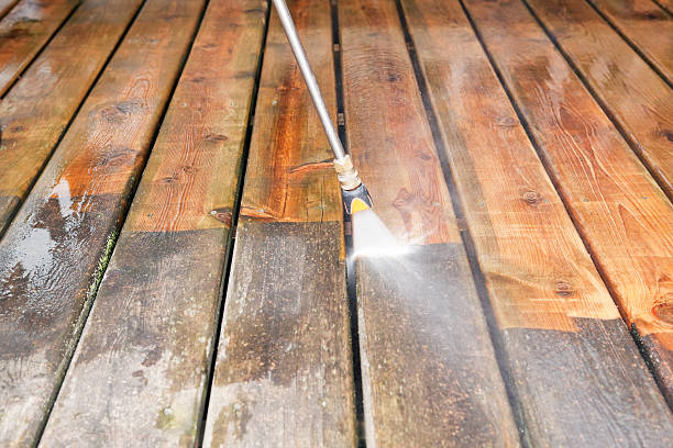 Why Choose Our Certified Pressure Washing Experts for Your Project Needs in Landmark, AR?